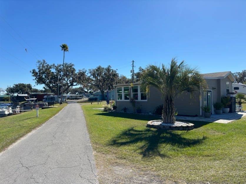 219 Oak Harbor Cp a Haines City, FL Mobile or Manufactured Home for Sale